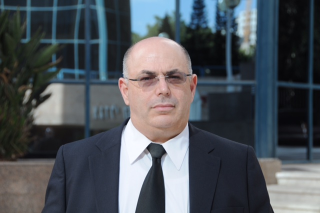 שרון מאירי עו"ד ומגשר