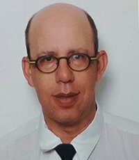 מאיר שחל עו"ד נוטריון ומגשר