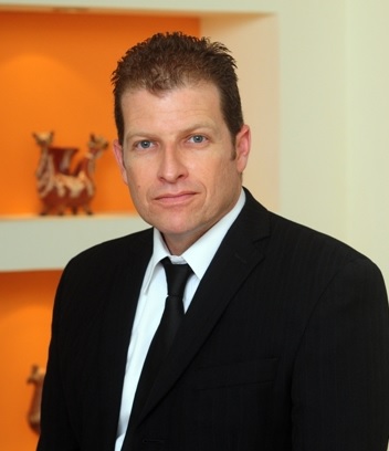 עו"ד ירון מויאל