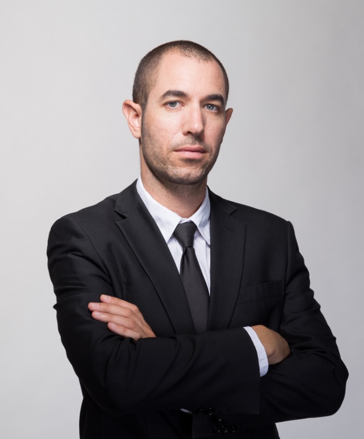 איתמר צור - עו"ד פלילי והסדרת מעמד