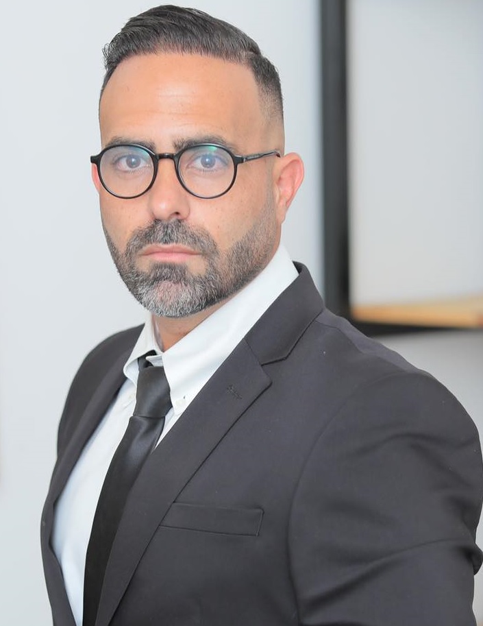 רועי גולן עו"ד ומגשר