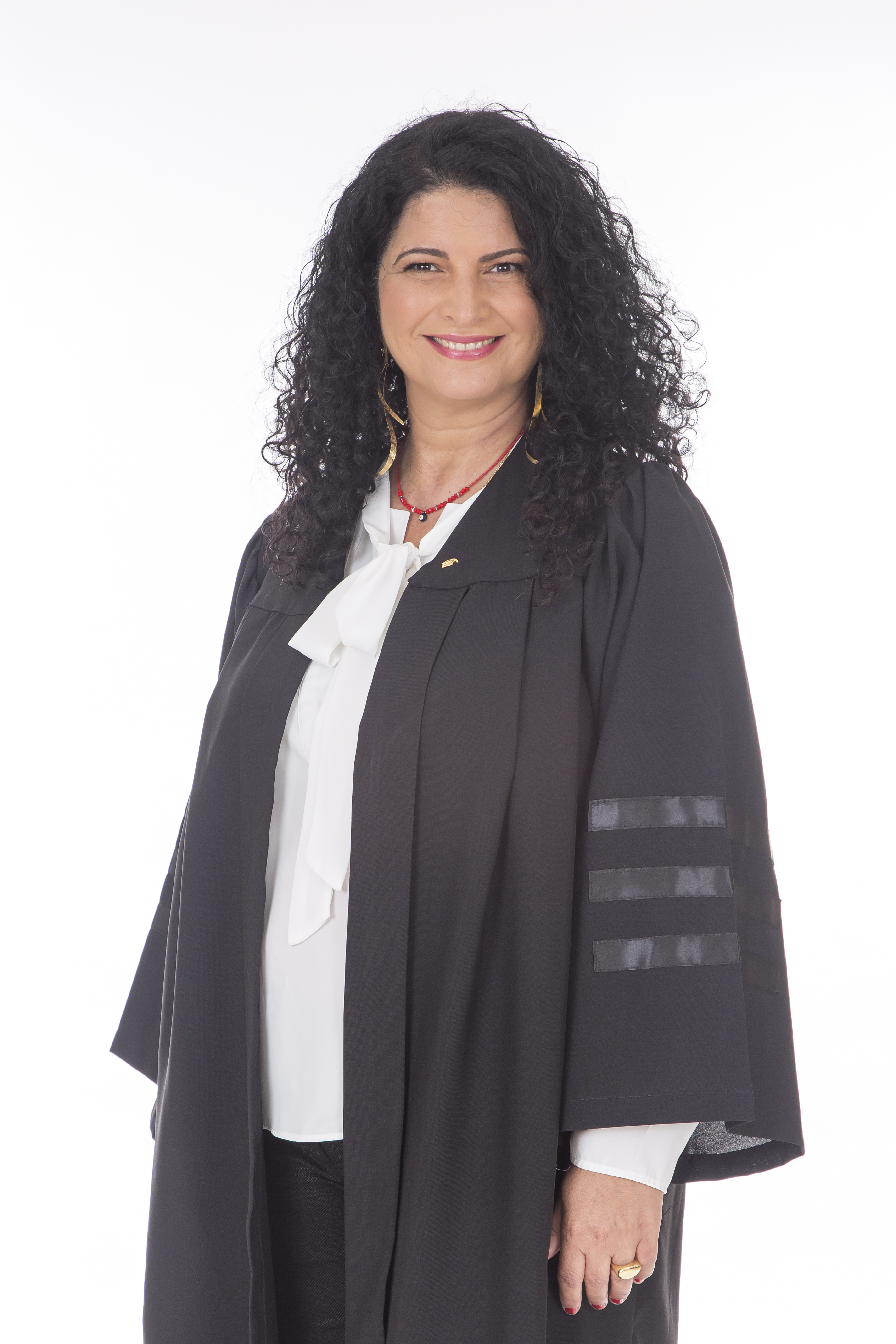 דוריס מור עו"ד, עו"ס, מגשרת ובוררת