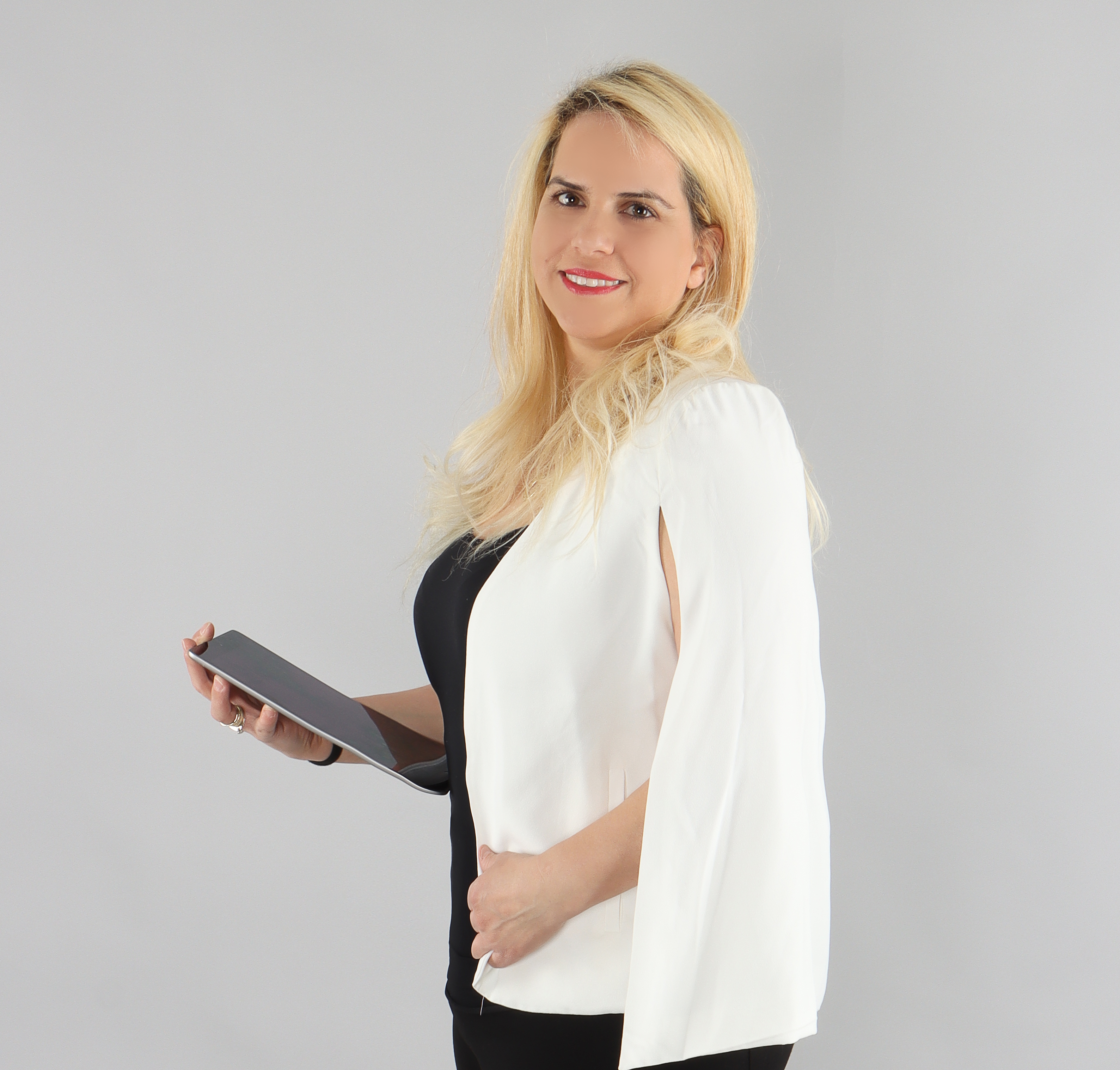 פאני יהלום, עו"ד 