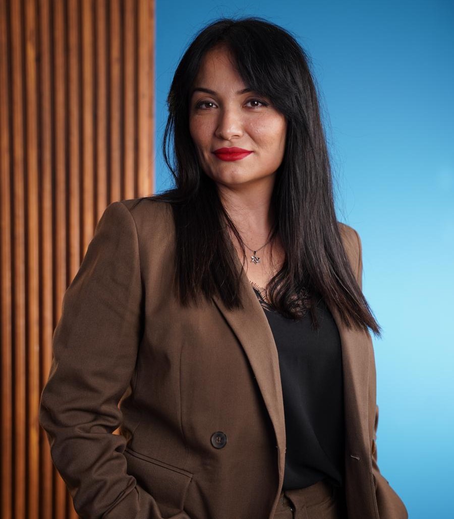 נטלי ישראלוב עו"ד, נוטריון, מגשרת ובוררת