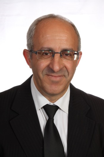 עורך דין חוזים, בעל מניות התחרט לאחר קבלת שירותי ספקים: הפר חוזה והאשים את החברה 
