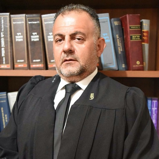 עורך דין פלילי, לא שילם למס הכנסה בשביל משכורות לעובדים – ביהמ"ש ויתר על הרשעה