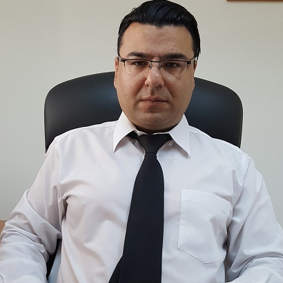 עורך דין נזקי גוף, אם לשלושה שברה רגל בגלל בור במדרכה – העירייה תפצה ב-200,000 שקל