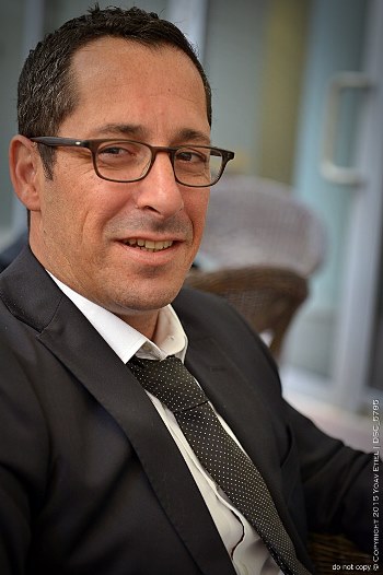 עורך דין פלילי, נתפס עם כמות גדולה מאד של חשיש, אך ירצה עבודות שירות בלבד