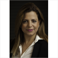 עו"ד דיני עבודה, הסכים לקבל שכר כעצמאי והוכר כשכיר לאחר שפוטר 