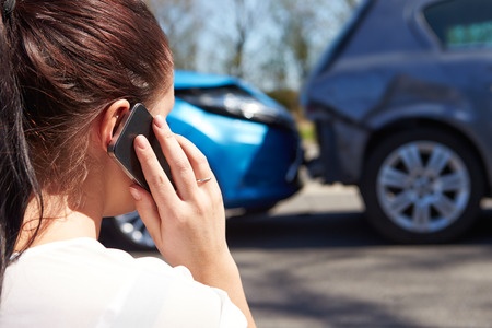 עורך דין נזיקין, תאונת דרכים: הנפגעת תקבל פיצויים – לא ידעה שאין לרכב ביטוח