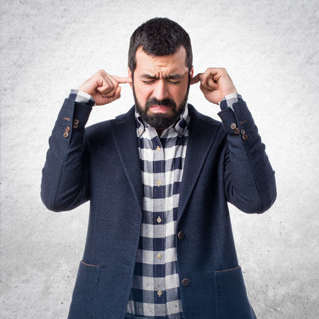 עו"ד נזיקין, ערעורו של סוהר התקבל: נזקי השמיעה נגרמו כתוצאה מתנאי השירות