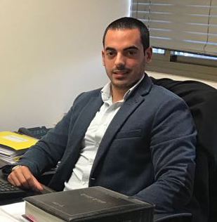 עורך דין משפחה, האב חדל לתפקד – הוריו חויבו במזונות נכדיהם