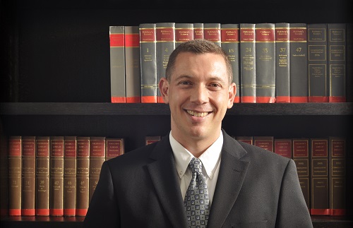 עורך דין מקרקעין, תבע לפנות את השוכרים: הפכו את הדירה ל"גן חיות"