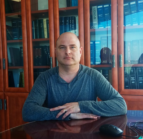 עורך דין משפחה, אב לשניים מת בתאונה – בת זוגו החדשה ביקשה לרשת אותו. מה נפסק? 