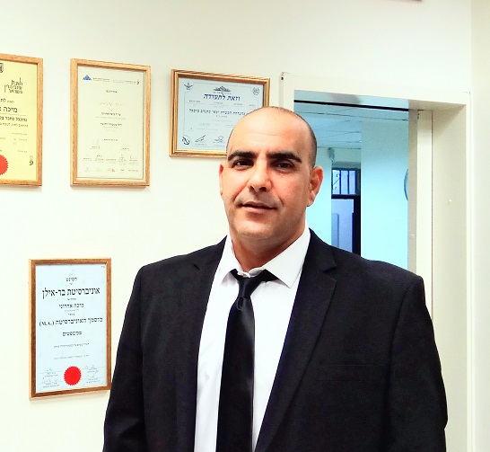 עורך דין, נדרש לשלם שטר חוב של 360,000 שקל וזכה: הוכיח שהתובעת הפרה הסכם