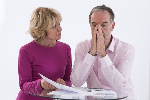 עורך דין חוזים, קיבלה כספים מבן זוגה כשהיו יחד – תצטרך להחזירם לאחר הפרידה?