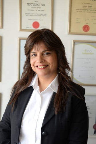 עורך דין משפחה, ברח לחו"ל עקב חובות כבדים — והשאיר את אשתו עגונה