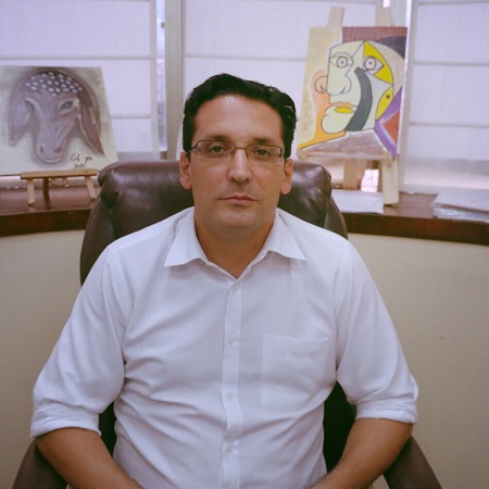 עורך דין דיני לשון הרע, פיצויים לערבי-ישראלי שישב במהלך צפירת יום השואה וספג מטח קללות