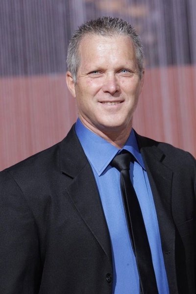 עו"ד הוצאה לפועל, חייב הוצל"פ יוכל לצאת לחו"ל: לא הייתה סיבה להגבלת חופש התנועה