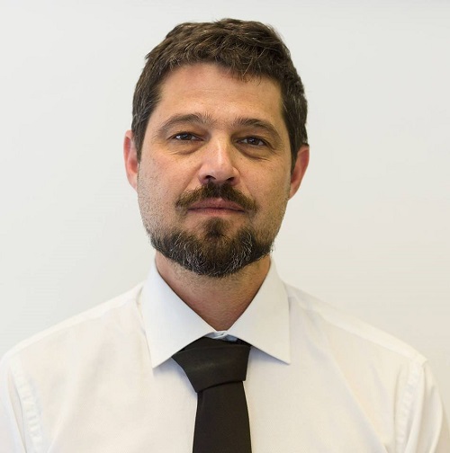 עורך דין פלילי, בן ואב שגידלו קנאביס בבית לא יורשעו: הקל על כאבי הגב