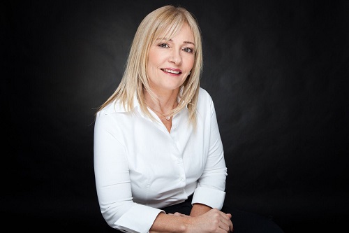 עורך דין נזיקין, עסקית משתלמת: נפלה בבית קפה ותקבל כ-80 אלף שקל