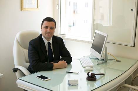 עורך דין, מערכת המשפט ותרומתה לשחיתות בישראל