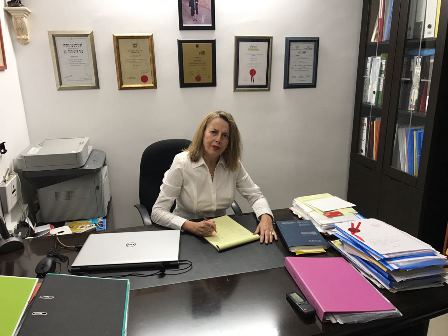 עורך דין ירושות וצוואות, לא נחתם הסכם ממון, אך נקבע כי הדירה שייכת גם לבן הזוג