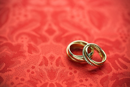 עורך דין משפחה, אזרחית פיליפינית תירש את בעלה הישראלי על אף התנגדות בנותיו