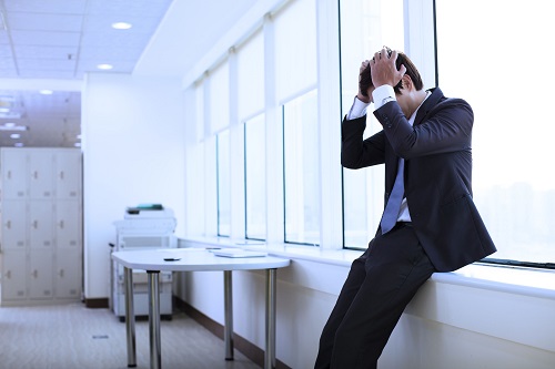 עורך דין לענייני עבודה, כ-800 אלף ש' פיצויים לאיש שיווק שפוטר: לא היה עצמאי