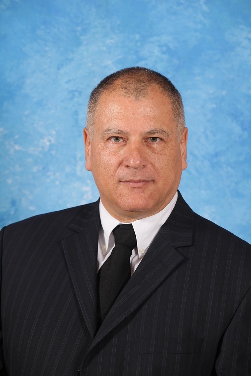 עורך דין גירושין, ביקשה למכור מגרש שקיבלה בהסכם גירושים: מי יישא בהיטל ההשבחה?