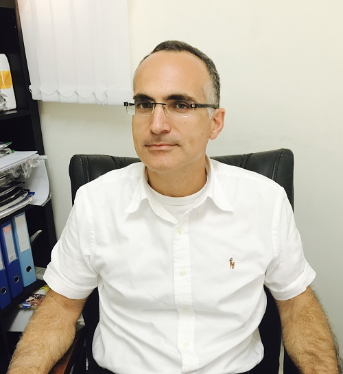 עורך דין דיני עבודה, הואשם בהעסקת עובד זר – וזוכה כבר בתחילת המשפט