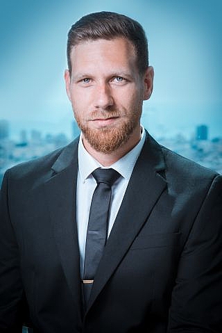 דיני מקרקעין, פדופיל יפונה מדירה בשכירות מוגנת – בכפוף לפיצוי