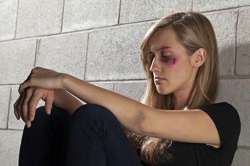 עורכי דין נזיקין, אם שהכתה גננת תשלם על כך ביוקר