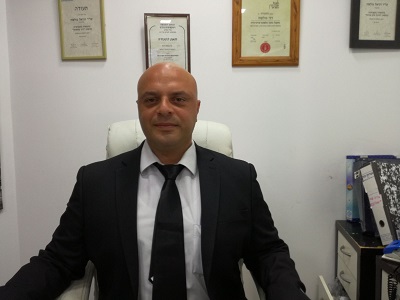 עו״ד תמ״א 38, התאמץ להשיג היתר לתמ"א 38 ויקבל מחברת הבנייה כ-160 אלף שקל