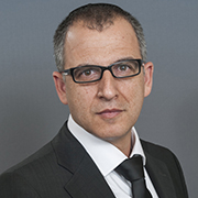 עורך דין ירושות וצוואות, האחות והאחיין ניצחו את הבן המאומץ: המשק יימכר ויחולק בין השלושה