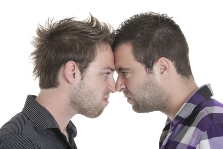 עורך דין פלילי, "עם הגב אל הקיר": בעל מועדון שטען להגנה עצמית זוכה מגרימת חבלה חמורה