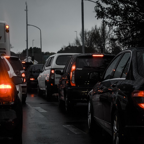 עורך דין ביטוח, "הפניקס" טענה שהמבוטחת מנפחת את נזקיה, אך תשלם לה כ-228,000 ש'