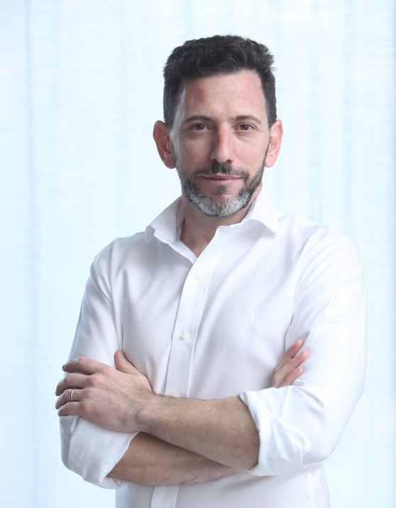 עורך דין משפחה, האב לא נפגש עם הילדים – המזונות הוגדלו