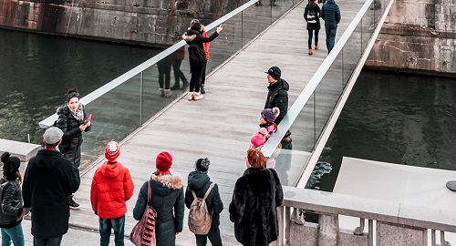 עו"ד דיני עבודה, העמלות שמקבלים מורי דרך מעסקים - לא חלק מהשכר
