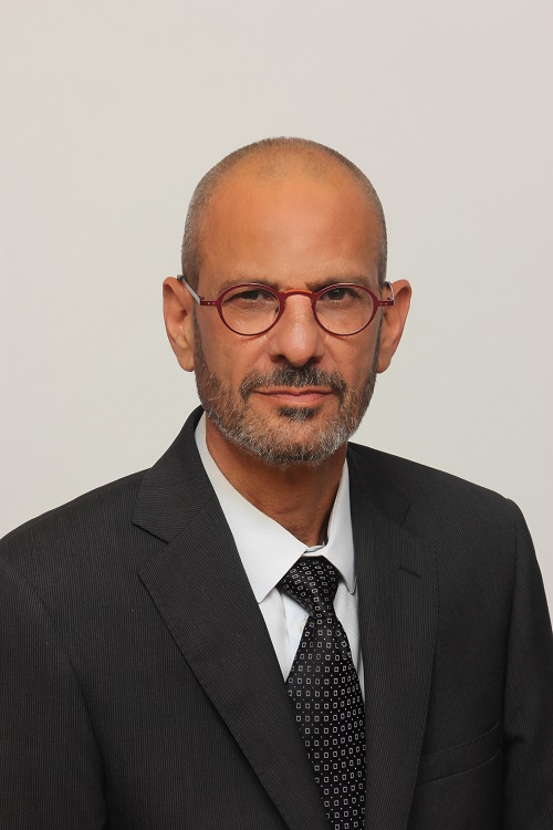 עורך דין נדלן, איחר בפינוי הדירה כי שקע בדיכאון – ויפצה