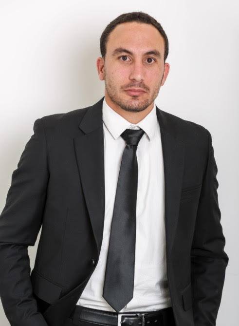 עורך דין פלילי, גידל קנביס בארון בחדר השינה – וזוכה בגלל חיפוש לא חוקי