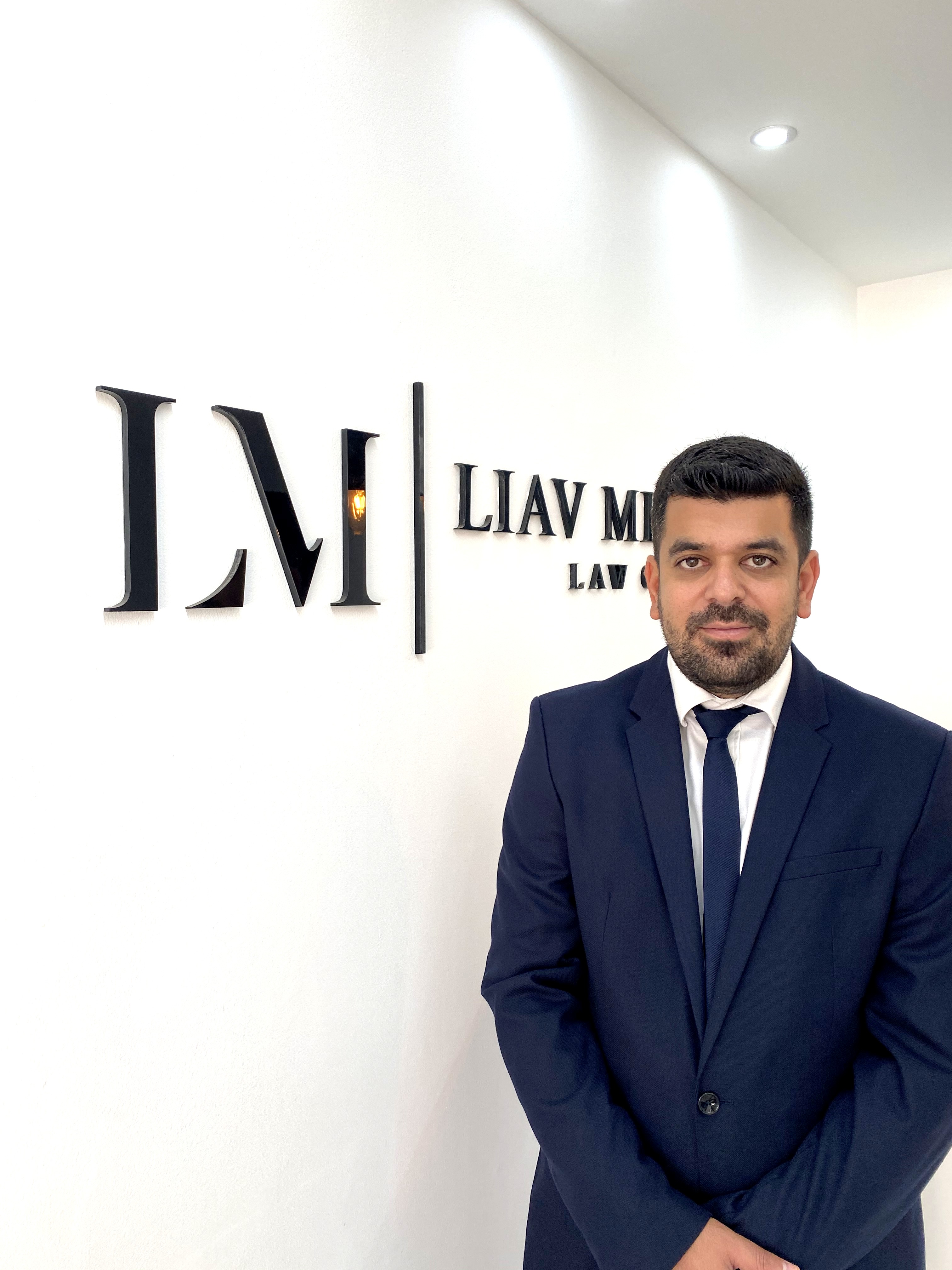 עו"ד מקרקעין, הסכם המכר לא יבוטל אף שהמוכר שיקר לגבי גודל הדירה