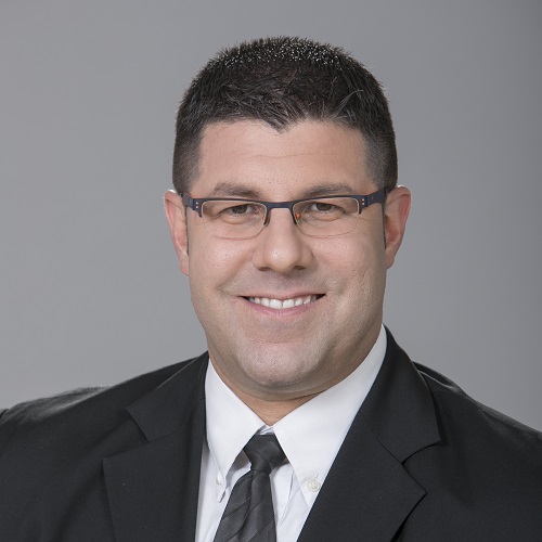 עורך דין דיני עבודה, החברה נסגרה – בעל מניות ששימש כמנכ"ל יקבל פיצויי פיטורים וזכויות