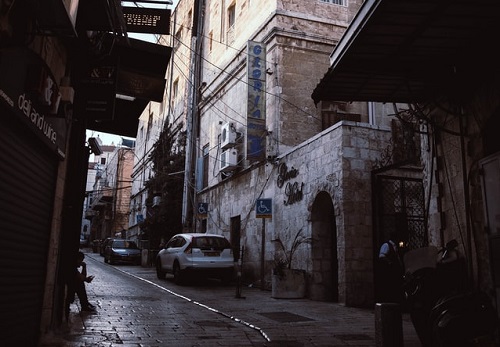 עו״ד תמ״א 38, הזכויות לפי תמ"א 38 שייכות לבעלי הדירות ולא לבעלת הקרקע