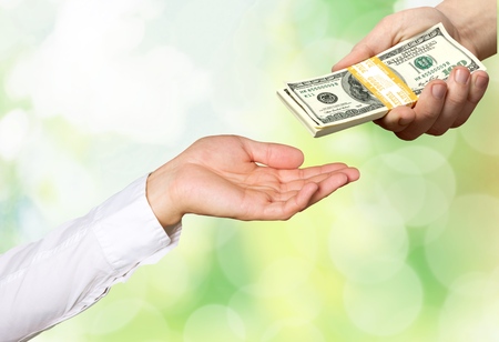 עו"ד דיני משפחה, תבעה להגדיל את המזונות אחרי שניסחה את התנאים בעצמה