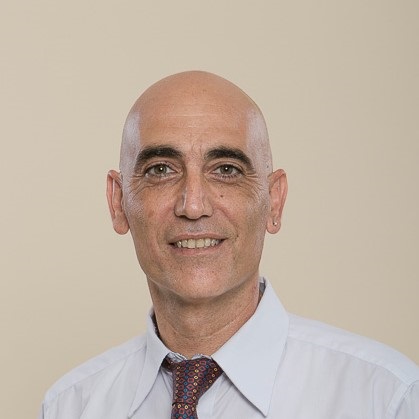 עו"ד מקרקעין, זכאי לגור במשק כל חייו: הבעל לא יוכל לפנות את דוד של אשתו 