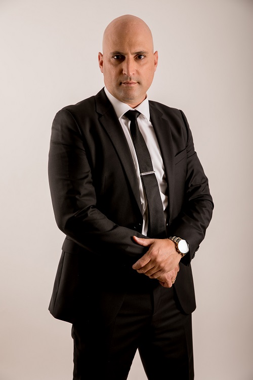 עורך דין מסחרי, עזב לעסק מתחרה ויפצה ביותר מ-700 אלף שקלים