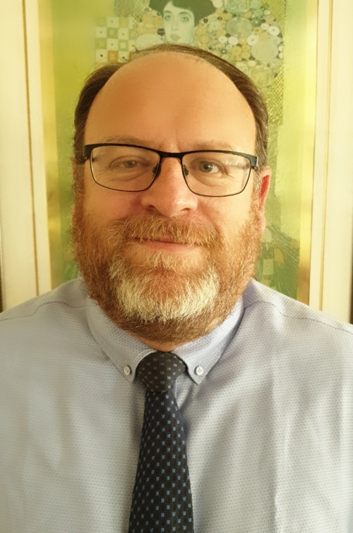עורך דין צוואות, 	נישלה את בתה מהצוואה – והורישה הכל לנכד