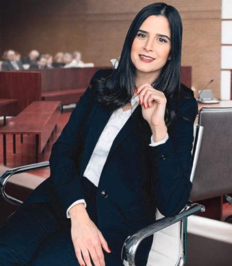 עורך דין ביטוח לאומי, לקתה ב"תסמונת הלב השבור" בגלל שימוע לפני פיטורים