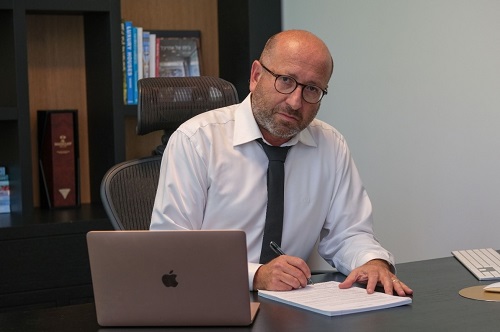 עוד חובות,  נכה שקיבל הפטר ישלם חוב מזונות אבל במתווה מתחשב